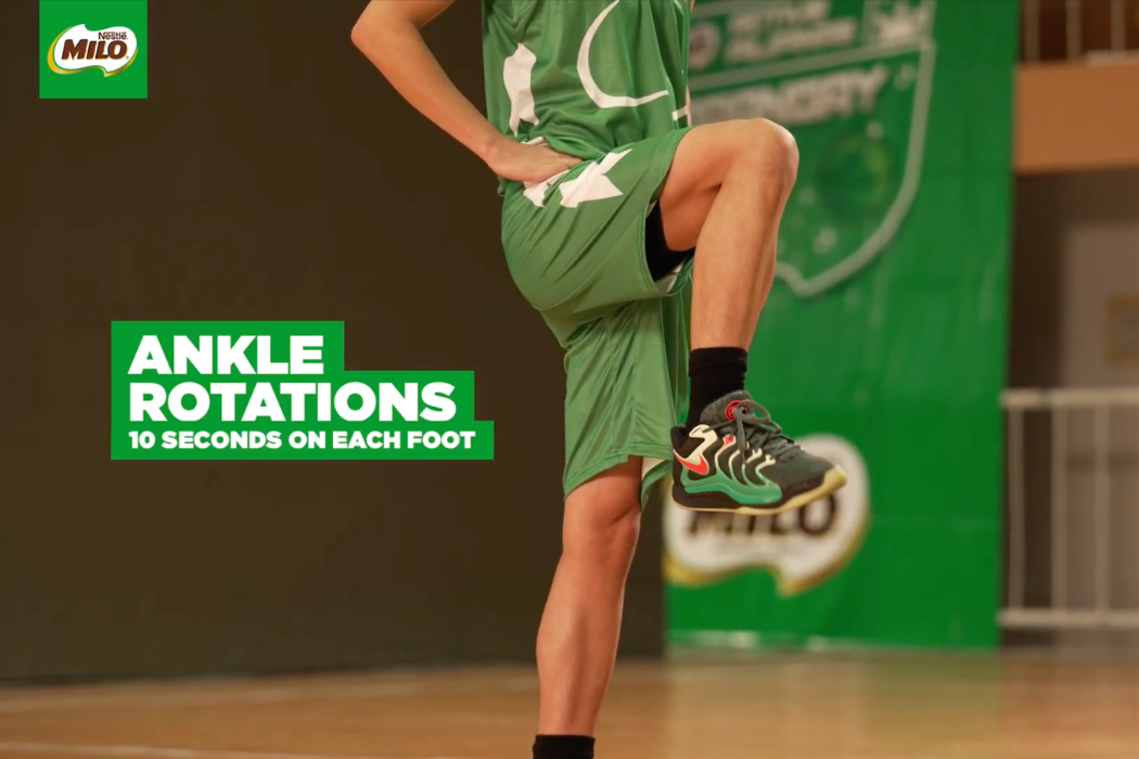 01- Ankle Rotations